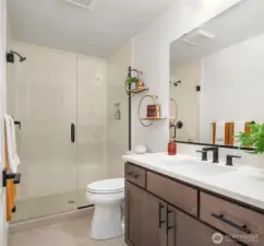 Photo of staged model for reference.