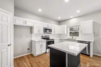 Easy to create delicious meals in your GORGEOUS updated kitchen!