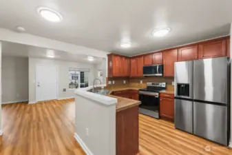 Well laid out kitchen w/ new stainless steel appliances