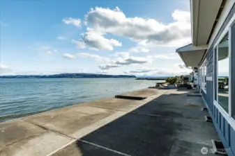 The back patio...envision how you would set it up!