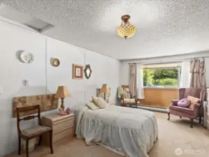 Large Primary BR with Picture Window