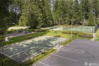 This community park offers something for everyone—basketball courts, tennis and pickleball courts, a playground, and picnic areas—all surrounded by lush Pacific Northwest forest. It's the perfect place for active outdoor fun in South Kitsap!