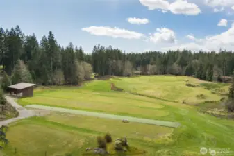 McCormick Woods Golf Club in Port Orchard offers one of Washington’s top public golf experiences. Set among lakes, firs, and cedars, this Audubon-certified course blends championship play with serene, scenic beauty.