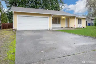 RV Parking and 2 car garage for ample space, storage and flexibility