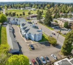 Top floor unit with Mt view and amazing sunsets.