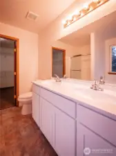 PRIMARY VANITY...PRETTY NICE!