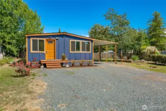 This home is move-in ready!