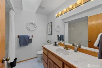 Full Guest Bath