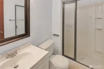 Bathroom - Upper Level