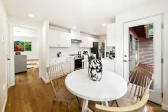 Kitchen eating space