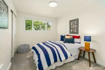 2nd bedroom
