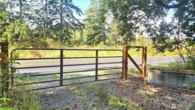 Gated, Address, Driveway