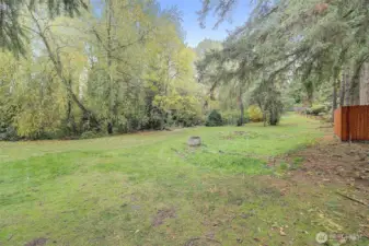 This amazing open and lush park is right outside Building 9900 ... Another wonderful preserved open space in this beautiful neighborhood!