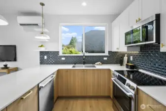 Photos are of model home 322B. Layout and finishes may vary.