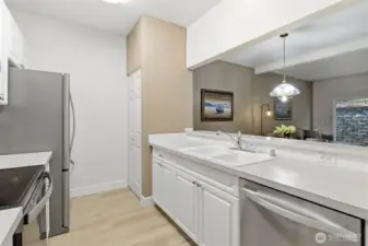 Light & bright layout