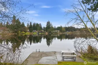 Private dock to enjoy!