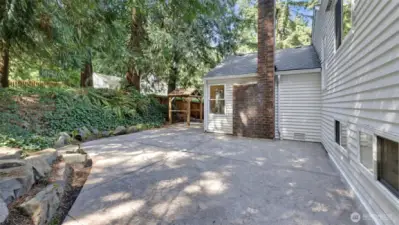 Bring your patio furniture to enjoy the beauty of the PNW on this large, level patio