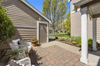 ...and access to the detached garage