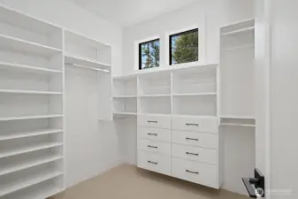 Look at all this efficient room!