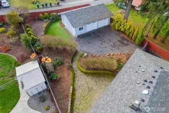 30 year roof installed four years ago, ensuring years of dependable protection, low maintenance, and added home value