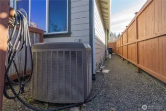 Heat pump and fully fenced yard