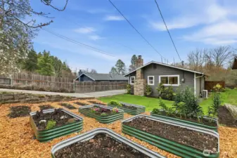 Garden beds for your green thumb with afternoon sunshine