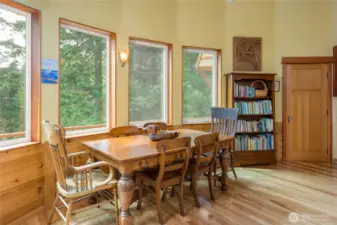 Dining area, door to primary