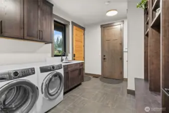 Laundry / Mud Room