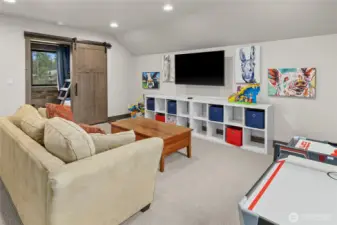 Bonus Room with Wet Bar / Bunk Room