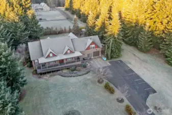 Beautiful Home in Park like setting