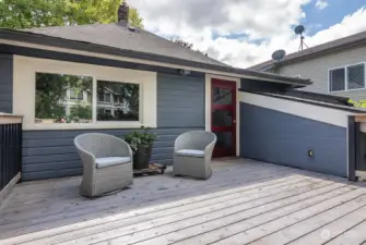 Large Deck overlooking backyard