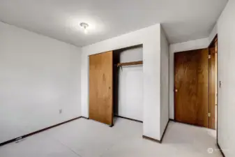 2nd Bedroom.