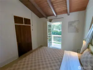Upstairs Bedroom 1