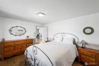 Main floor primary suite with 3/4 bath