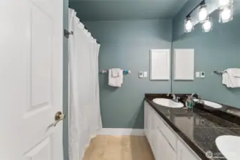 Primary 3/4 bathroom