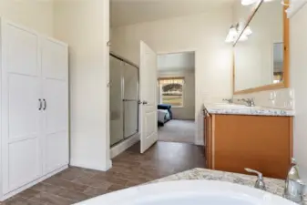 Ensuite bath with standalone shower.