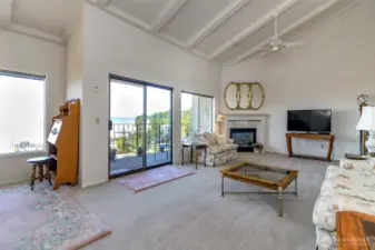 Living Room w/ soaring ceilings