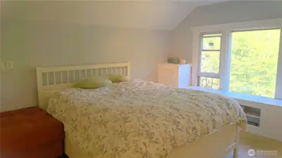 alt second bedroom
