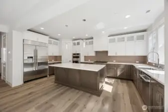 Plenty of space to cook and entertain. Refrigerator included!