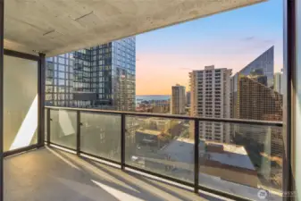 Large balcony for alfresco dining while
