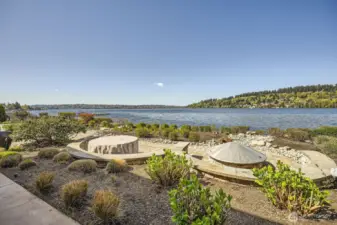 Enjoy entertaining at the community waterfront cabana with gas fire pits