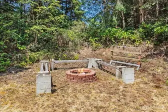 Fire pit