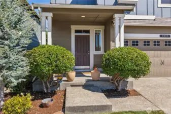 Front Entrance w/Covered Area