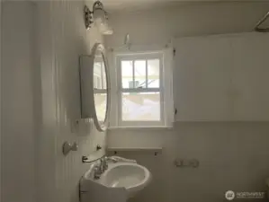 Main Floor Bathroom