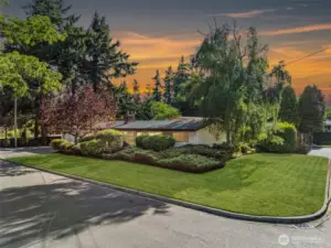 Charming one-level rambler in a highly sought-after Edmonds neighborhood on a dead end street/cul-de-sac!
