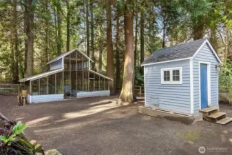 Additional Structures for Small Animals or convert to a killer shop!