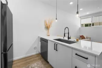 Photos are of model home 826B. Floorplan and finishes may vary