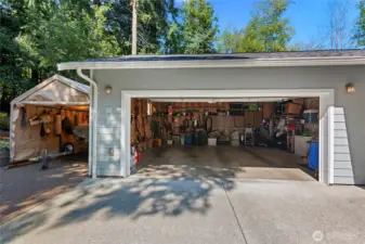 Main level garage and port.