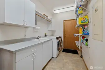 Laundry room, door to the garage