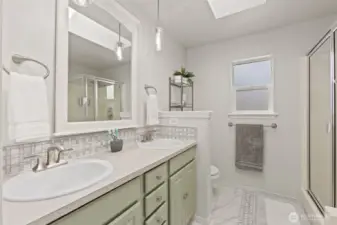 5 piece primary bathroom.